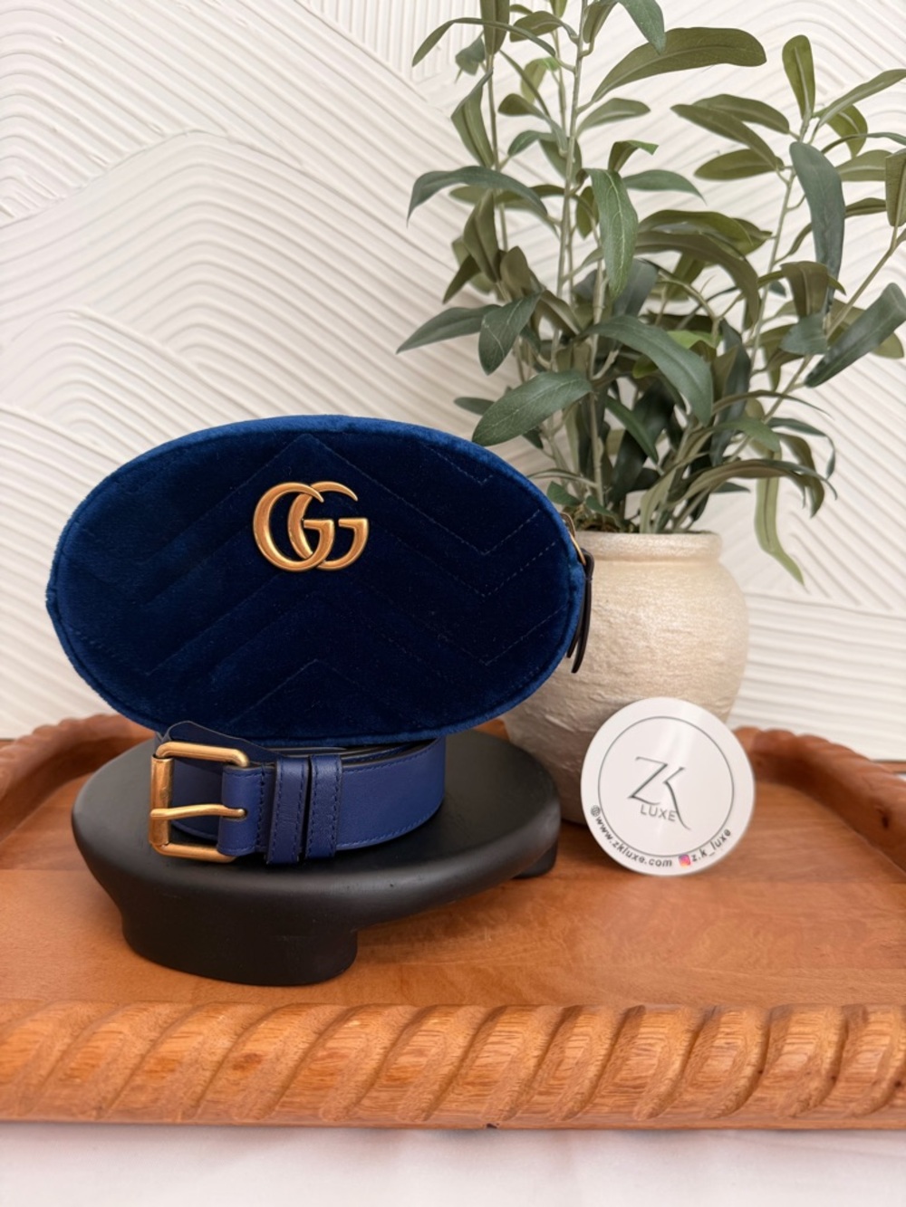 GUCCI  GG Marmont Blue Velour belt bag